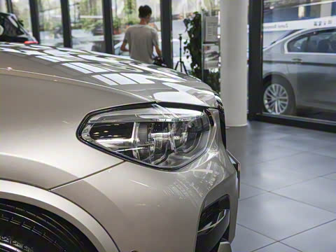 2021�� �Ŀ� xDrive 25i M�˶���ҹ��װ