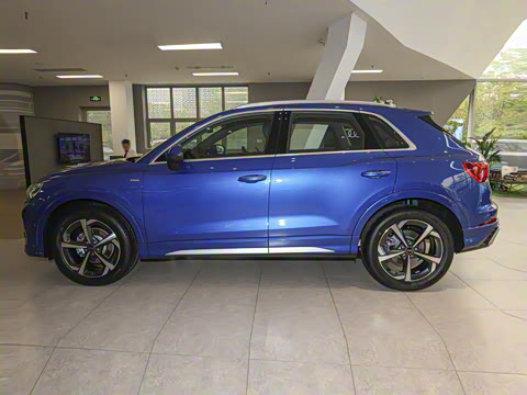 2025�� quattro 45�����ذ� 35TFSI ʱ�ж�����