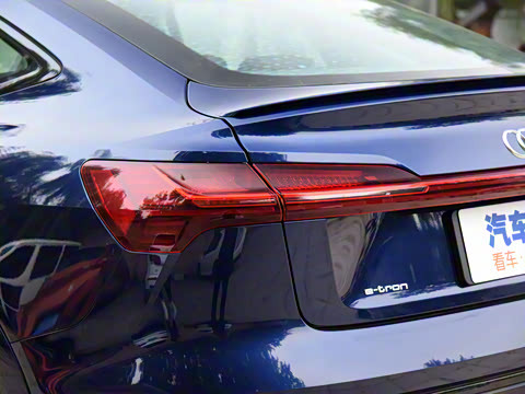 2021�� Sportback 55 quattro ��ѡ��