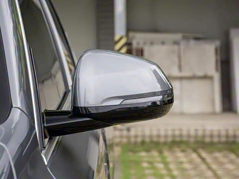 2024�� xDrive25Li M�˶���װ