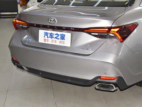 2023�� 2.0L XLE������