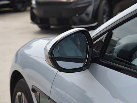 2025�� �Ŀ� Max�����