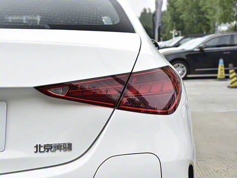 2023�� �Ŀ� C 350 eL