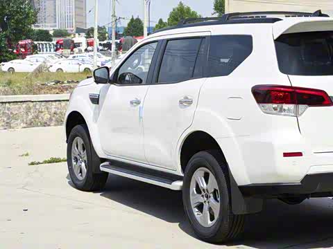 2025�� 2.0T ���������;����