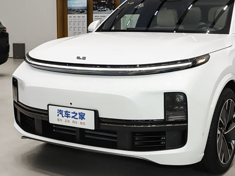 2025�� Ultra ���ܻ��°�