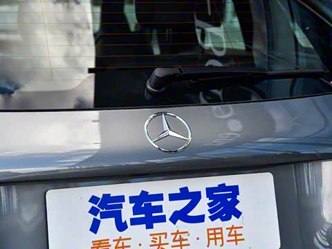 2019�� GLC 260 4MATIC ������