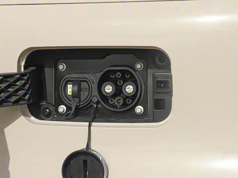 2025�� Pro 282km ���ư�