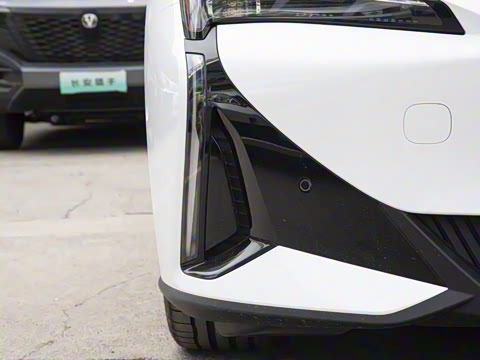 2025�� 560MAX 185kW