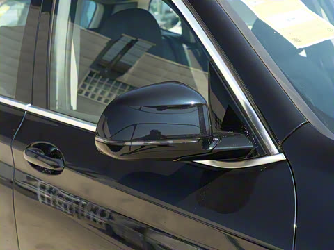 2022�� �Ŀ� xDrive25i M�˶���װ