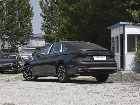 2025�� �Ŀ�� 300TSI DSG��Խ��