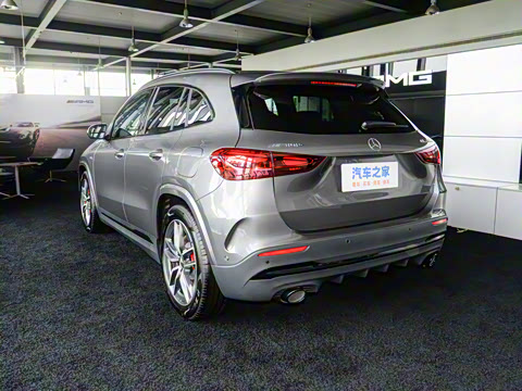 2025�� AMG GLA 35 4MATIC