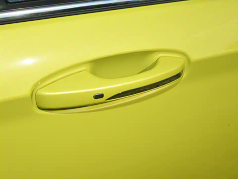 2023�� R600 ������