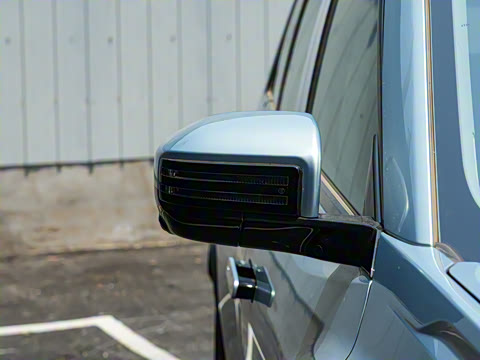 2025�� 501KM ����Pro��