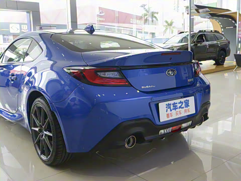 2022�� 2.4L �Զ���EyeSight