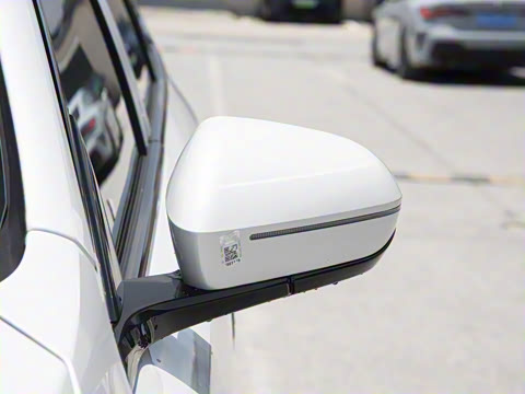 2025�� 525Li M�˶���װ