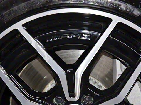 2021�� �Ŀ� E 300 �˶���