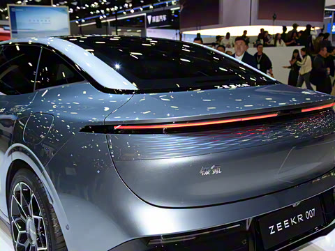 2024�� �����Ǽݰ� 100kWh