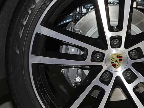 2024�� Cayenne 3.0T