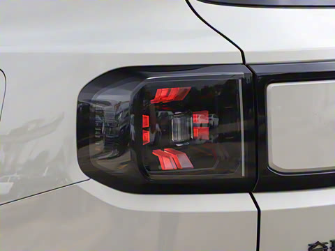 2025�� 226km ��Խ