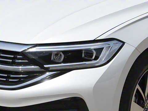 2025�� �Ŀ�� 300TSI DSG׿Խ��