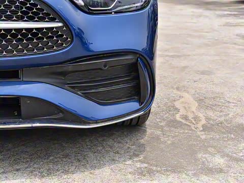 2025�� �Ŀ� C 260 L �˶���