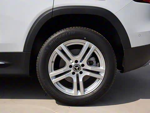 2020�� GLB 180 ʱ����