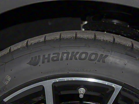 2025�� 560MAX 185kW