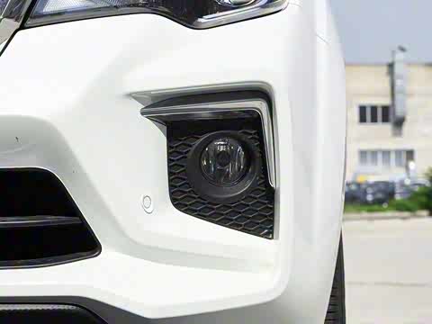 2025�� 2.0T ���������;����