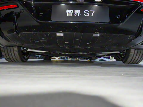 2025�� 703km Ultra�˶���