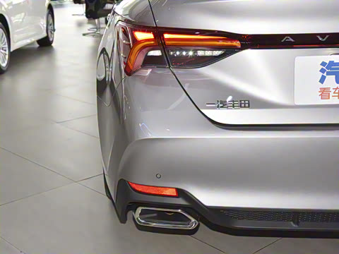 2023�� 2.0L XLE������