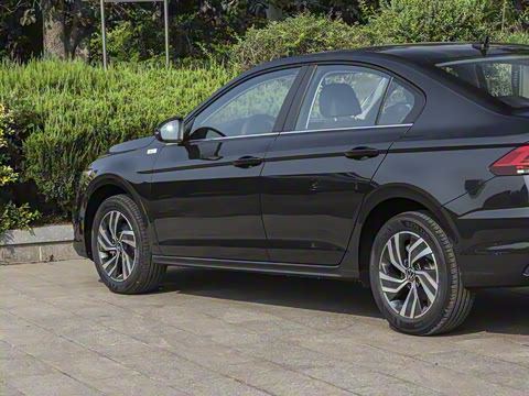 2025�� �Ŀ� 200TSI DSG���е�����