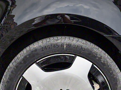 2025�� V 300 L ����������