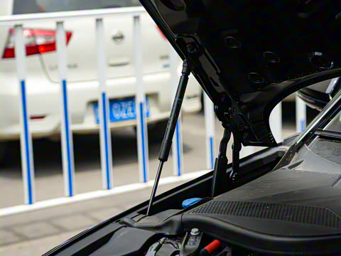 2026�� A8L 45 TFSI quattro ������