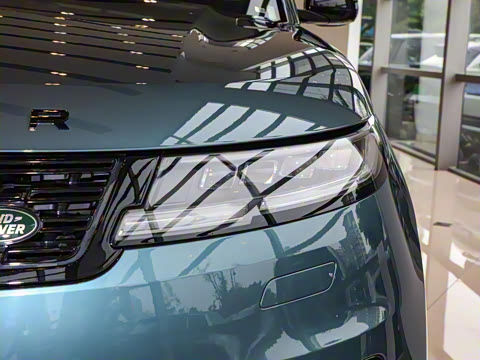 2025�� 400PS Dynamic HSE