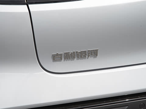 2025�� 130km EM-i ����