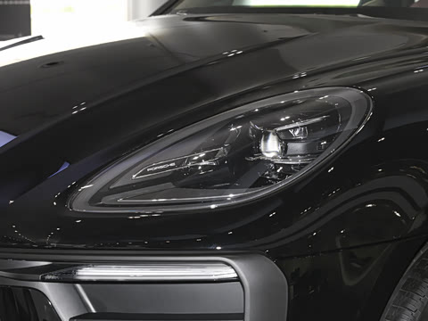 2025�� Macan 2.0T ���ΰ�