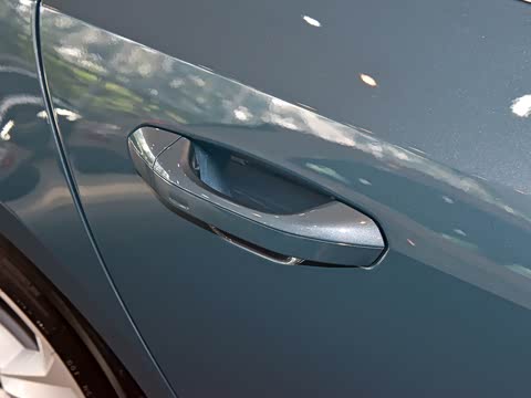 2020�� 40 TFSI ������