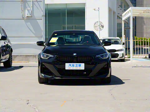 2025�� M240i xDrive