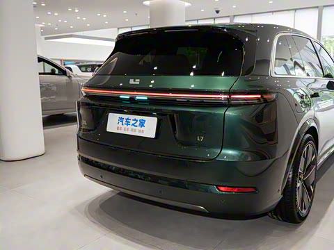 2025�� Ultra ���ܻ��°�