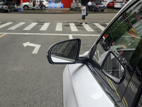 2020�� 1.5T �Զ��콢��