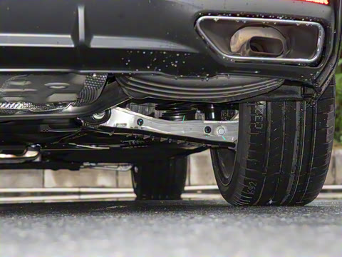 2025�� 200���������� 40 TFSI ���������� B&O ��ҹ��