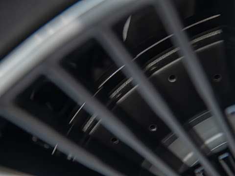 2025�� 102kWh ǩ����