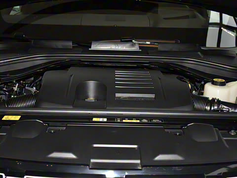 2025�� 3.0 L6 400PS �����ӳ���