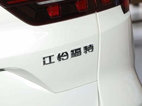 2025�� EcoBoost 170 ������