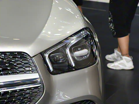 2021�� GLE 350 e 4MATIC ������