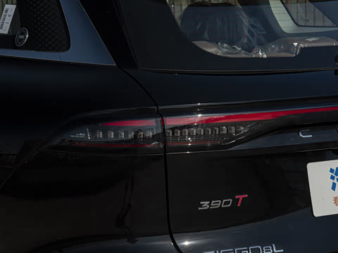 2025�� 2.0T ��������� 7��