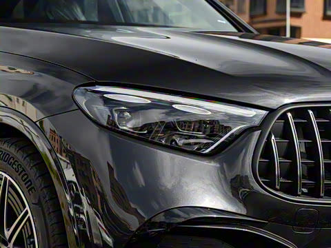 2025�� AMG GLC 43 4MATIC