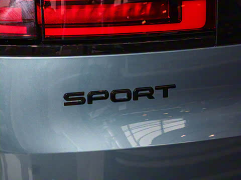 2025�� 400PS Dynamic HSE