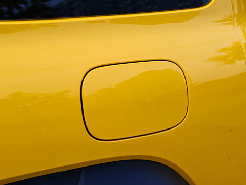 2022�� 2.0T �߾��޶���