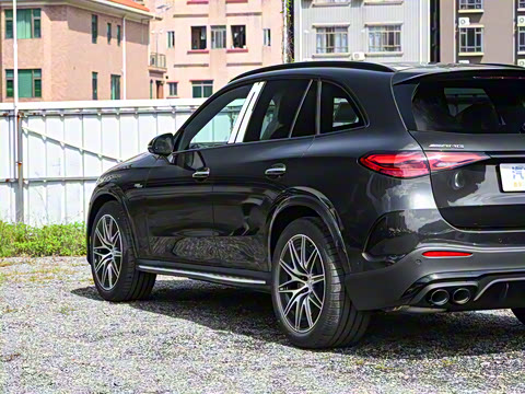 2025�� AMG GLC 43 4MATIC
